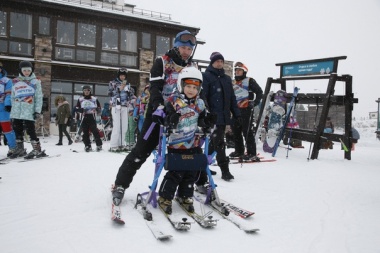 Курорт «Нечкино» предлагает скидки на семейный отдых с занятиями по программе «Лыжи мечты»