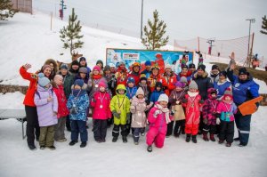 В Тюмени провели соревнования по горным лыжам для особенных детей